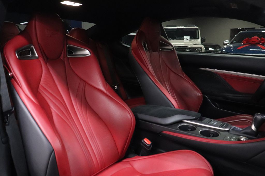 2015 Lexus RC F Image 15