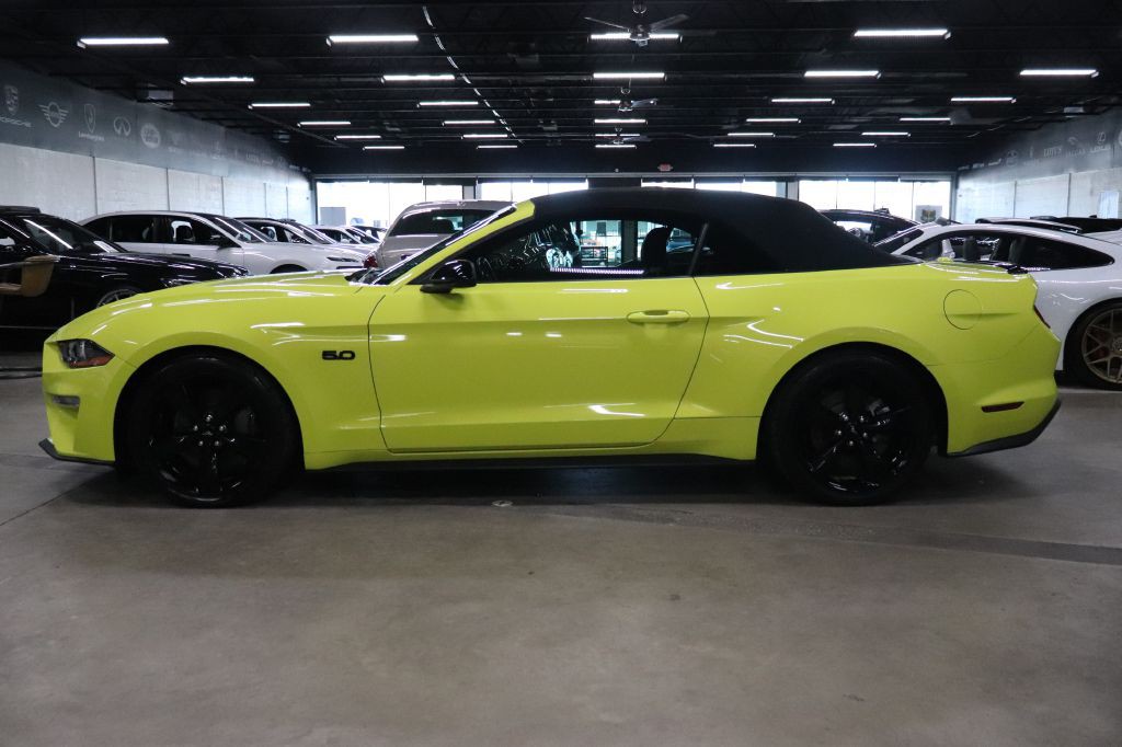 2021 Ford Mustang Image 3