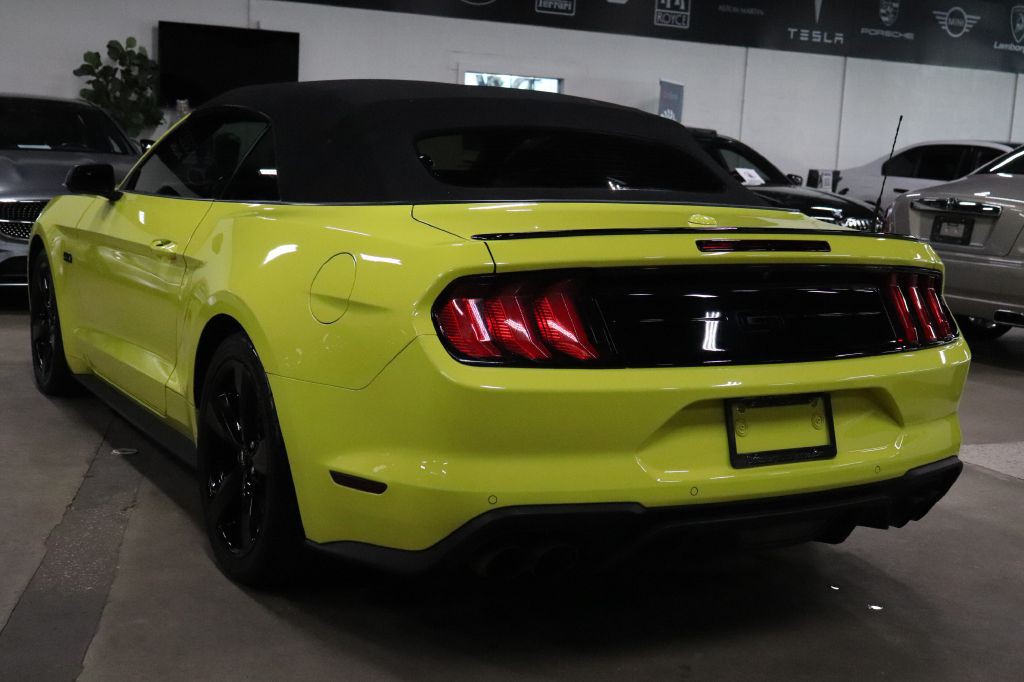 2021 Ford Mustang Image 5