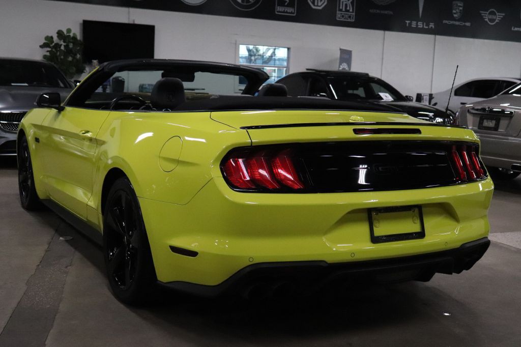 2021 Ford Mustang Image 6