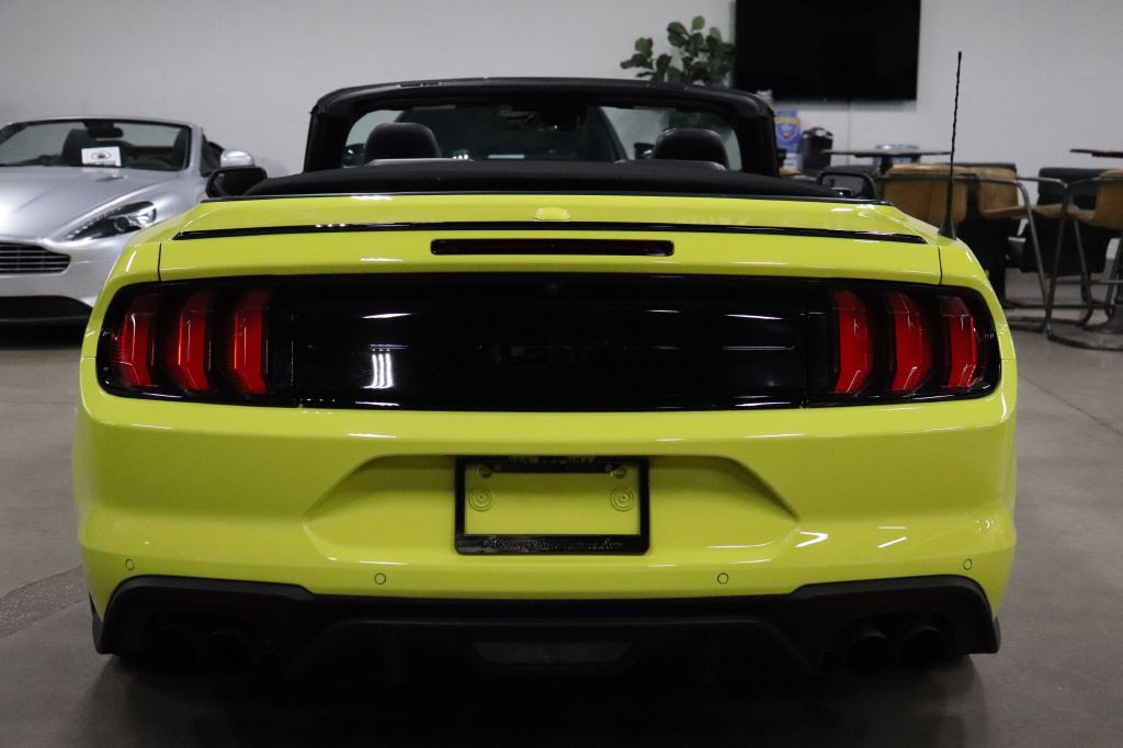 2021 Ford Mustang Image 8