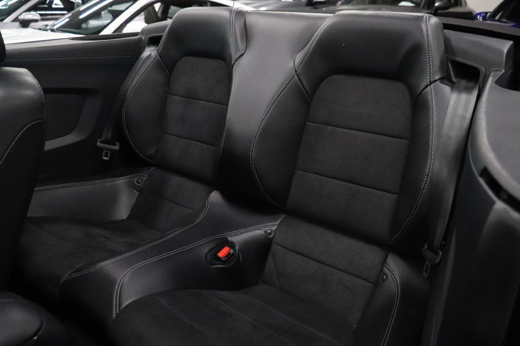 2021 Ford Mustang Image 29