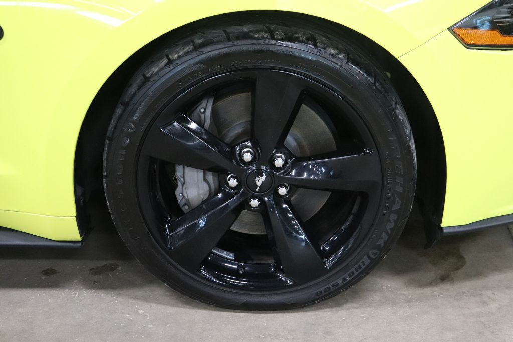 2021 Ford Mustang Image 40