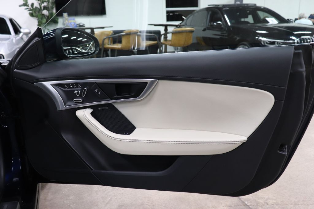 2020 Jaguar F-TYPE Image 14