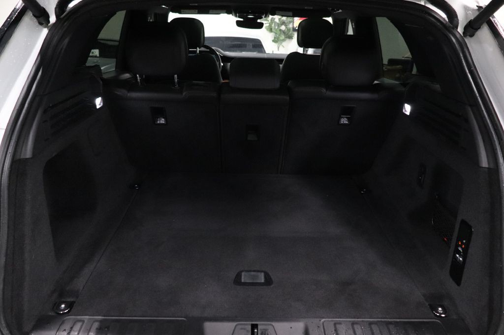 2023 Land Rover Range Rover Sport Image 18