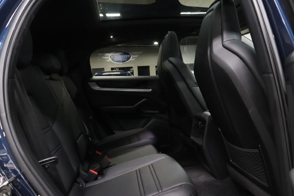 2024 Porsche Cayenne Image 20
