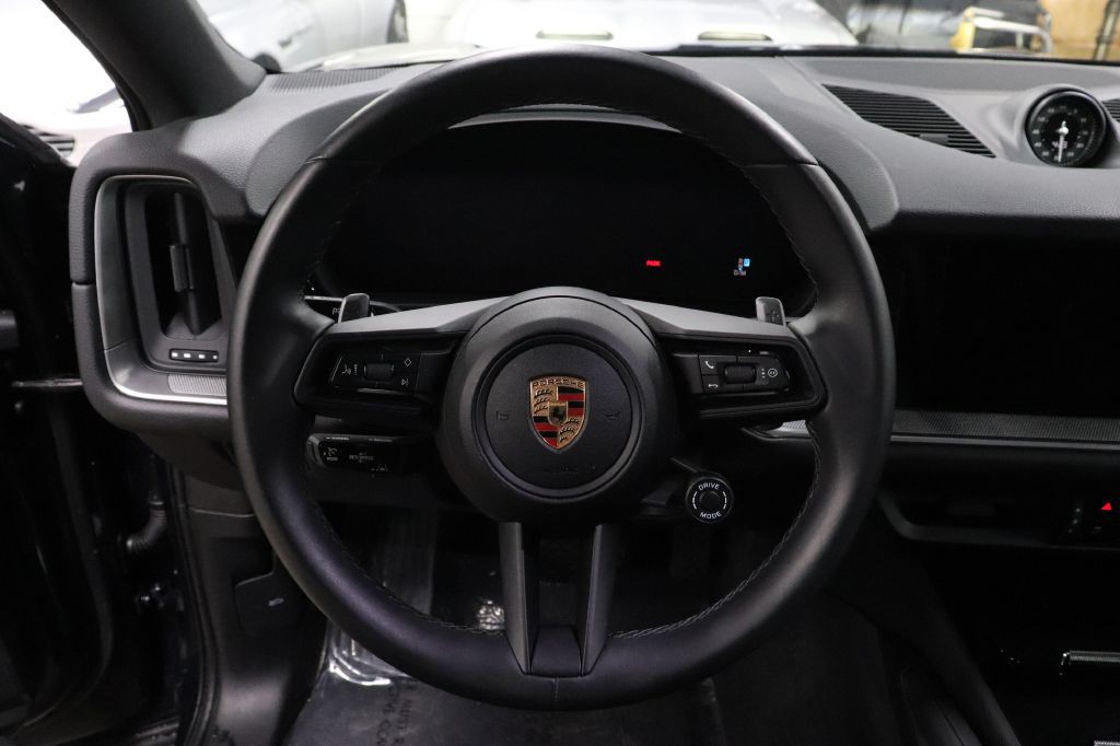 2024 Porsche Cayenne Image 28