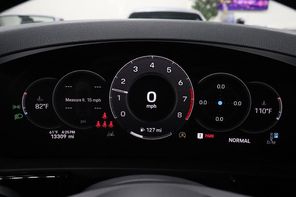 2024 Porsche Cayenne Image 37