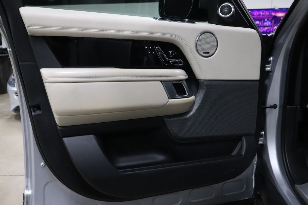 2020 Land Rover Range Rover Image 9