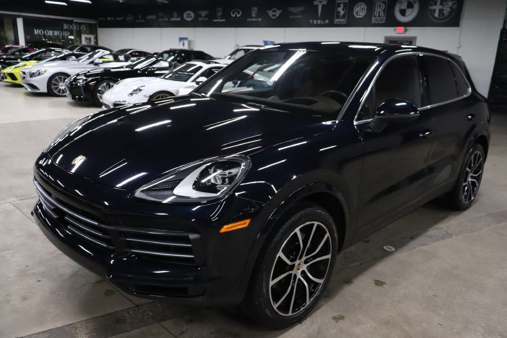 2020 Porsche Cayenne Image 1