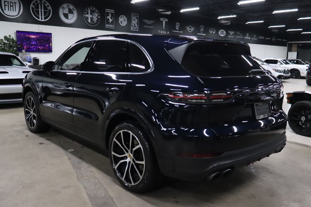 2020 Porsche Cayenne Image 3