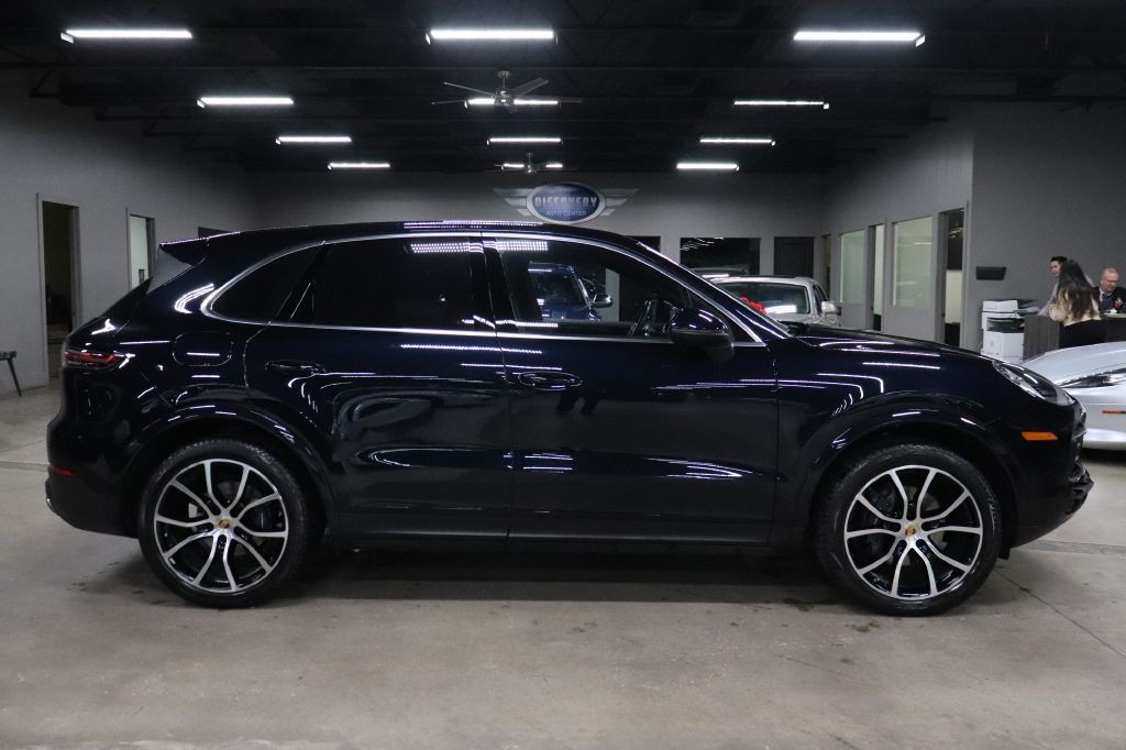 2020 Porsche Cayenne Image 6