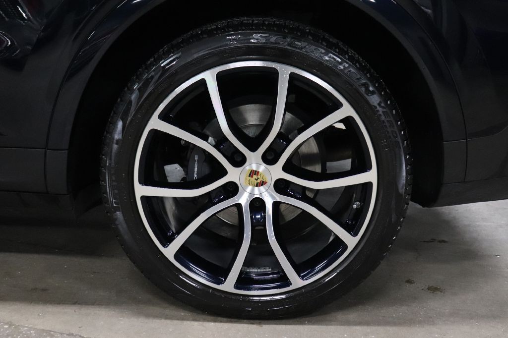 2020 Porsche Cayenne Image 37