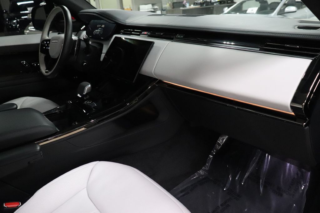 2024 Land Rover Range Rover Sport Image 27