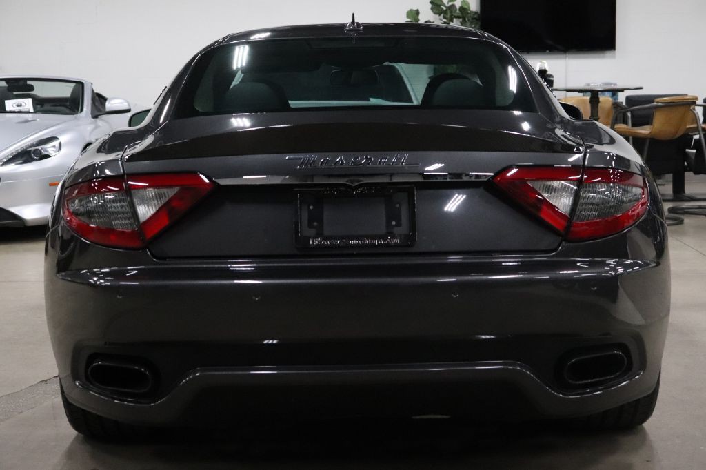 2017 Maserati GranTurismo Image 4