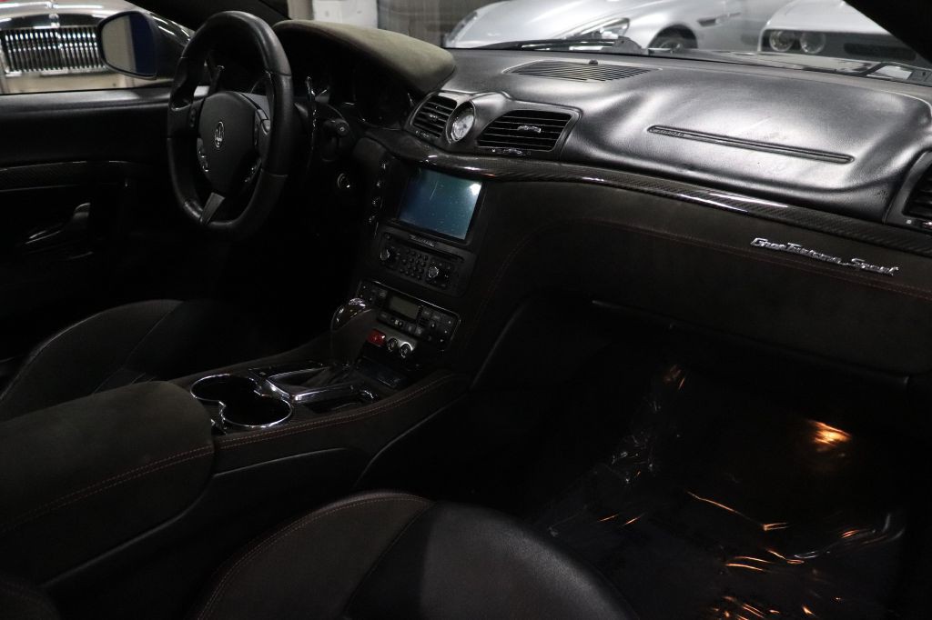 2017 Maserati GranTurismo Image 23