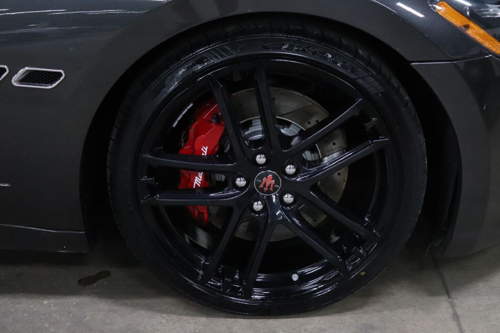 2017 Maserati GranTurismo Image 31