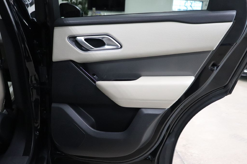 2020 Land Rover Range Rover Image 19