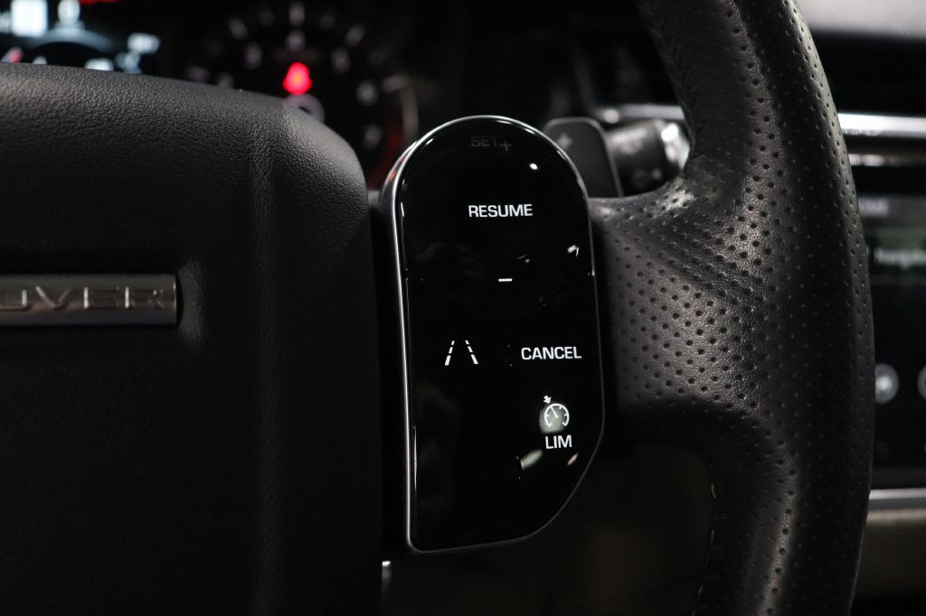 2020 Land Rover Range Rover Image 30