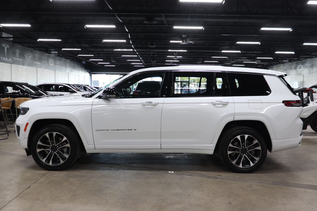 2021 Jeep Grand Cherokee Image 2