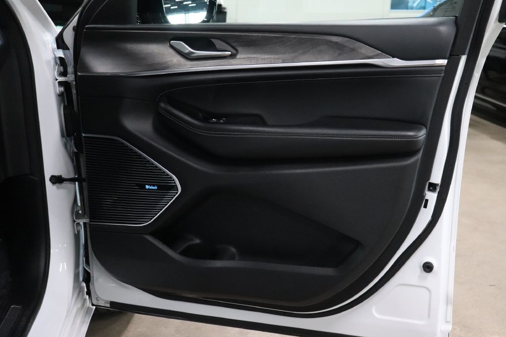 2021 Jeep Grand Cherokee Image 23