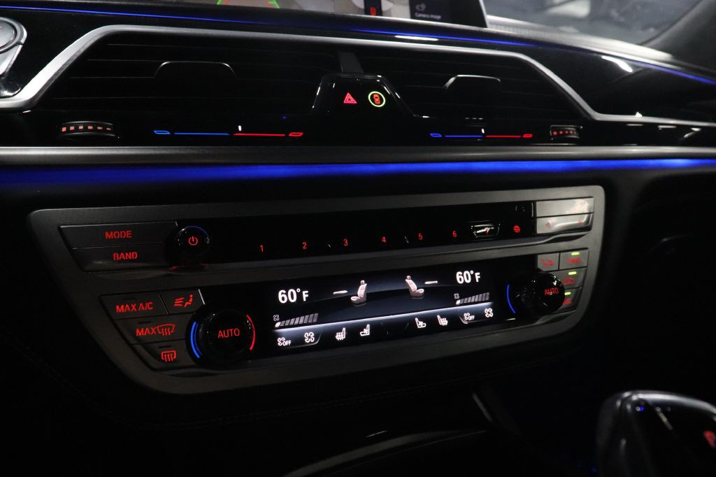 2021 BMW 7 Series Image 16