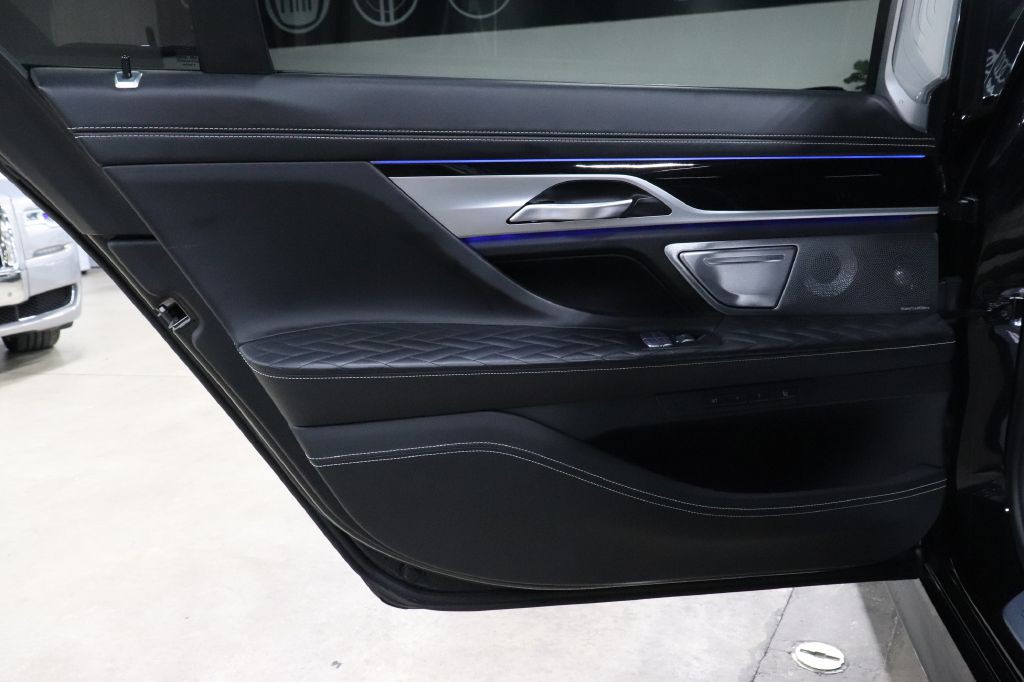 2021 BMW 7 Series Image 22