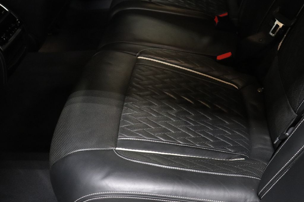 2021 BMW 7 Series Image 24