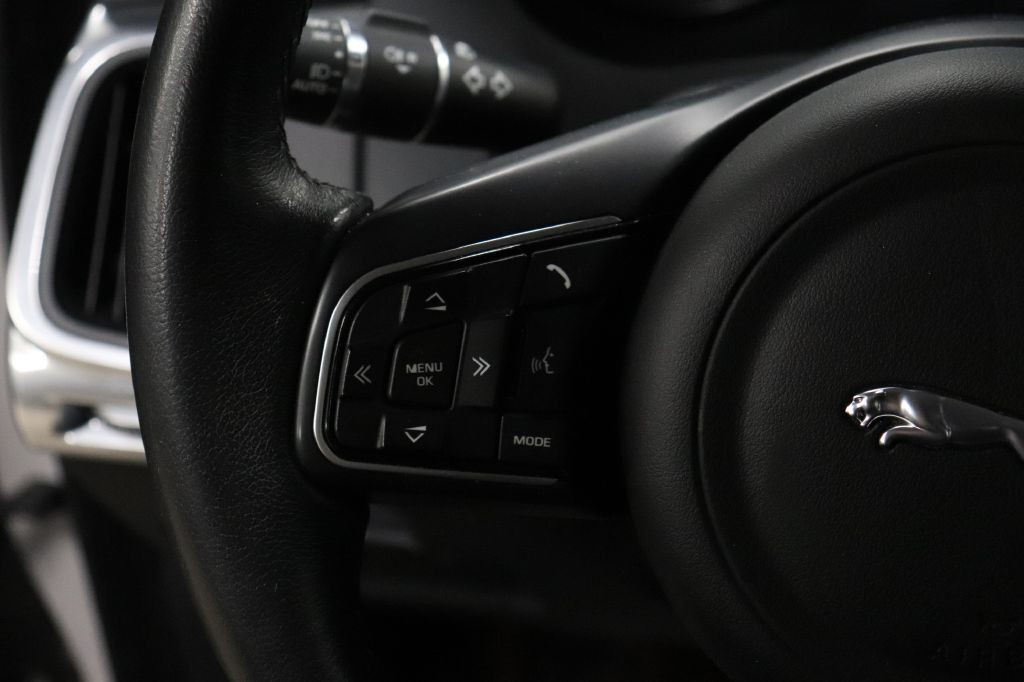 2018 Jaguar E-pace Image 28