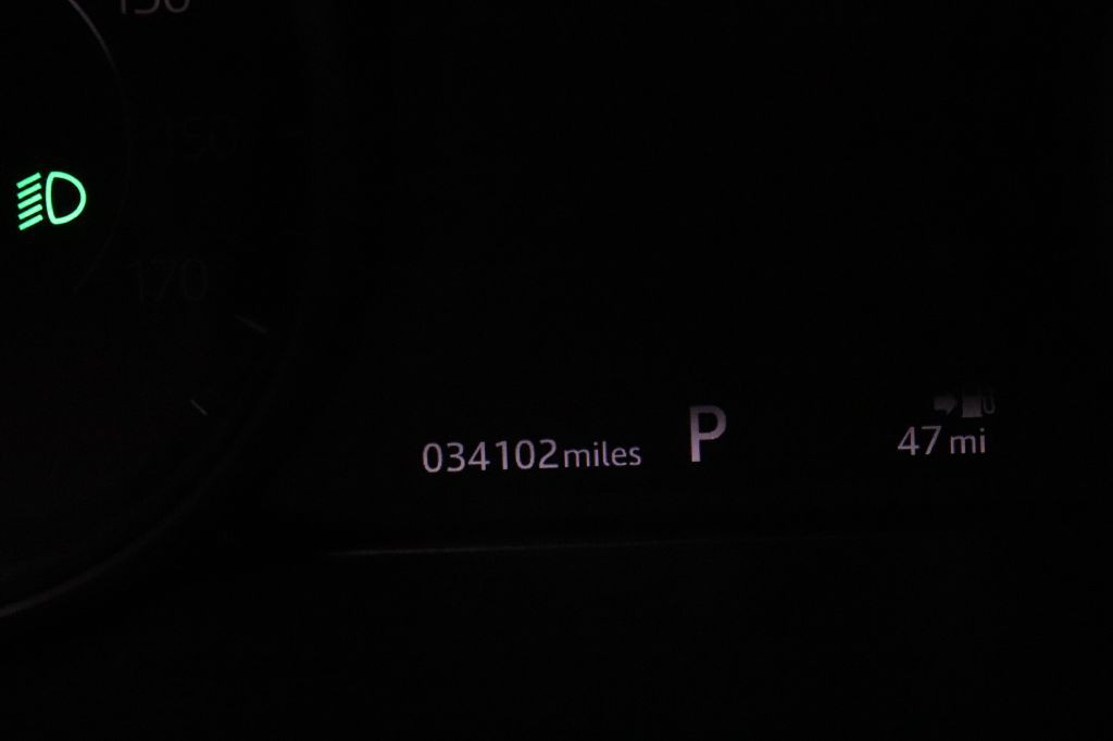 2018 Jaguar E-pace Image 35