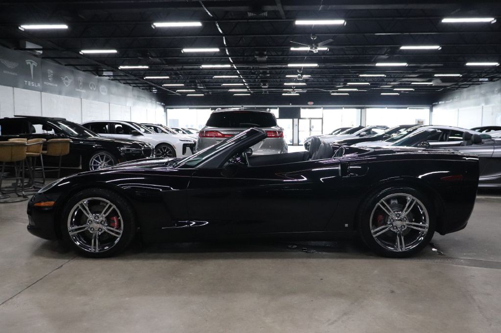 2006 Chevrolet Corvette Image 3