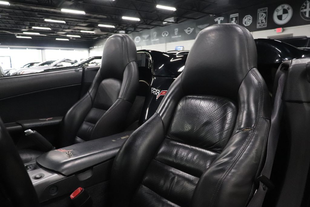 2006 Chevrolet Corvette Image 11