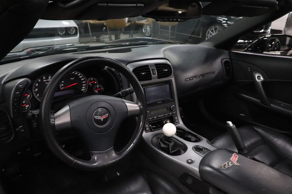 2006 Chevrolet Corvette Image 12