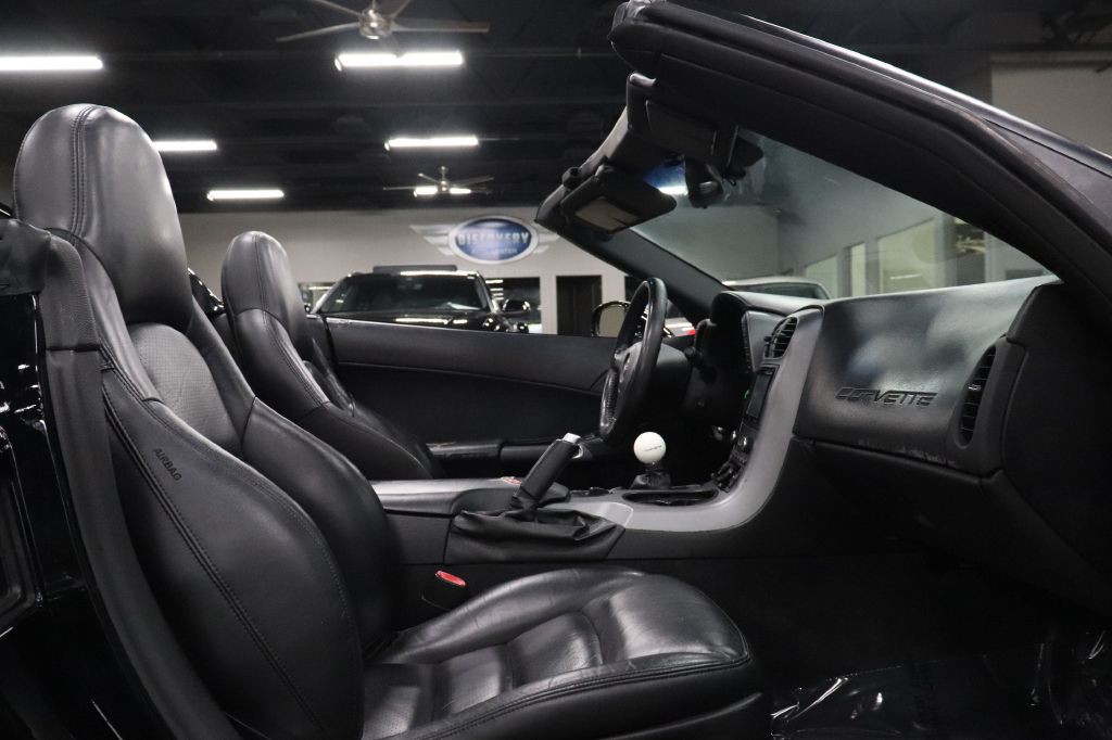 2006 Chevrolet Corvette Image 15