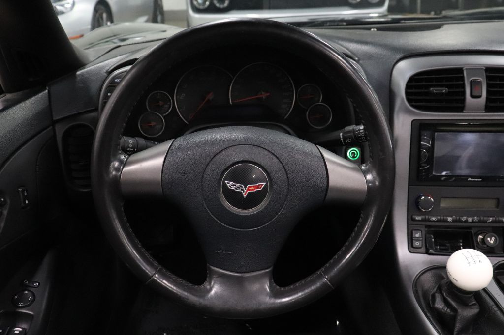2006 Chevrolet Corvette Image 19
