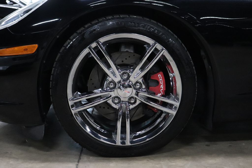 2006 Chevrolet Corvette Image 25