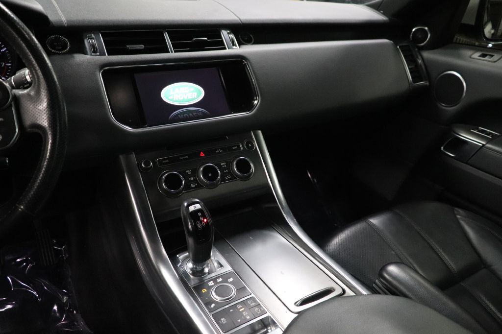 2015 Land Rover Range Rover Sport Image 30