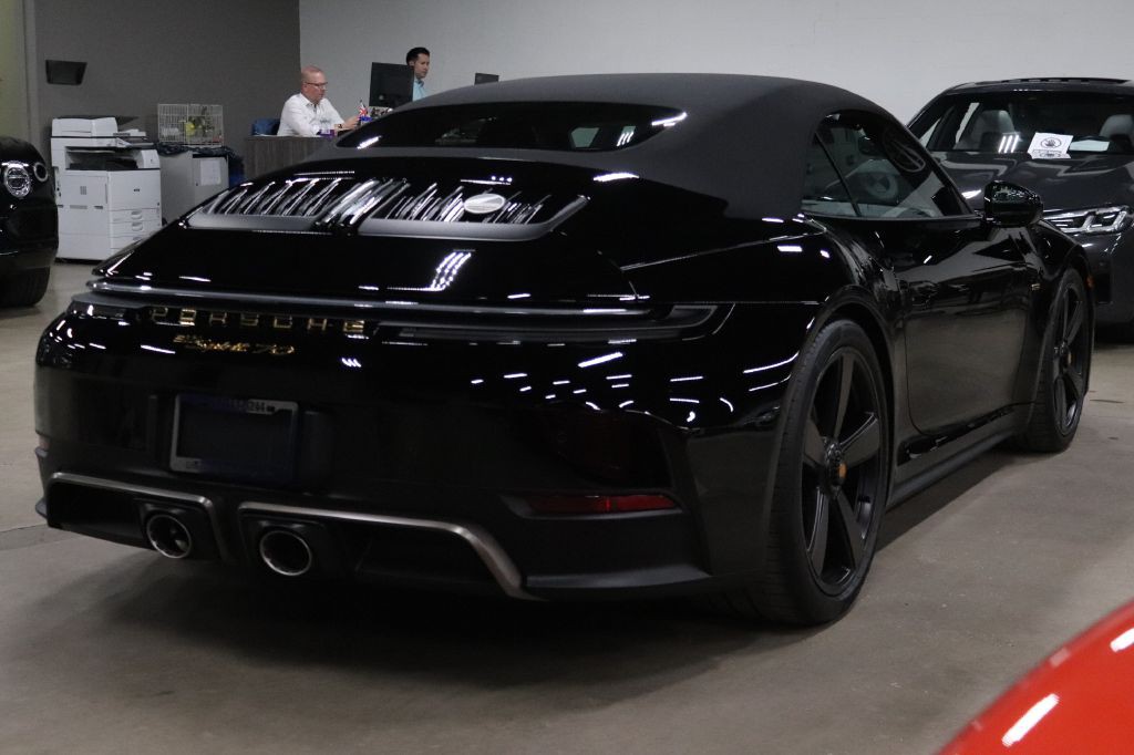 2026 Porsche 911 Image 9