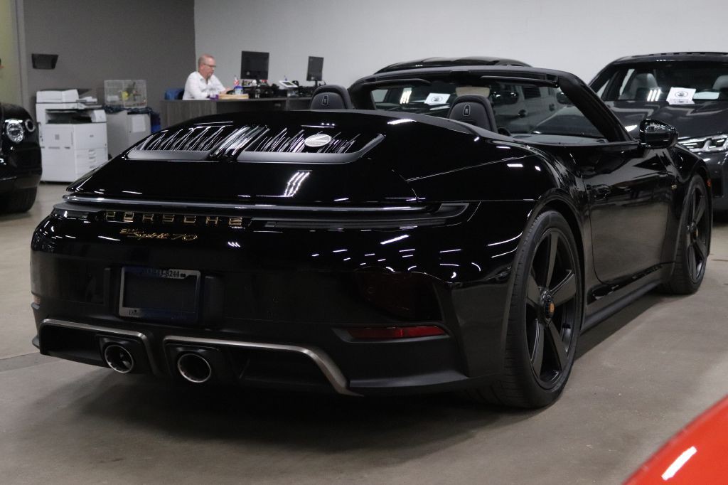 2026 Porsche 911 Image 10