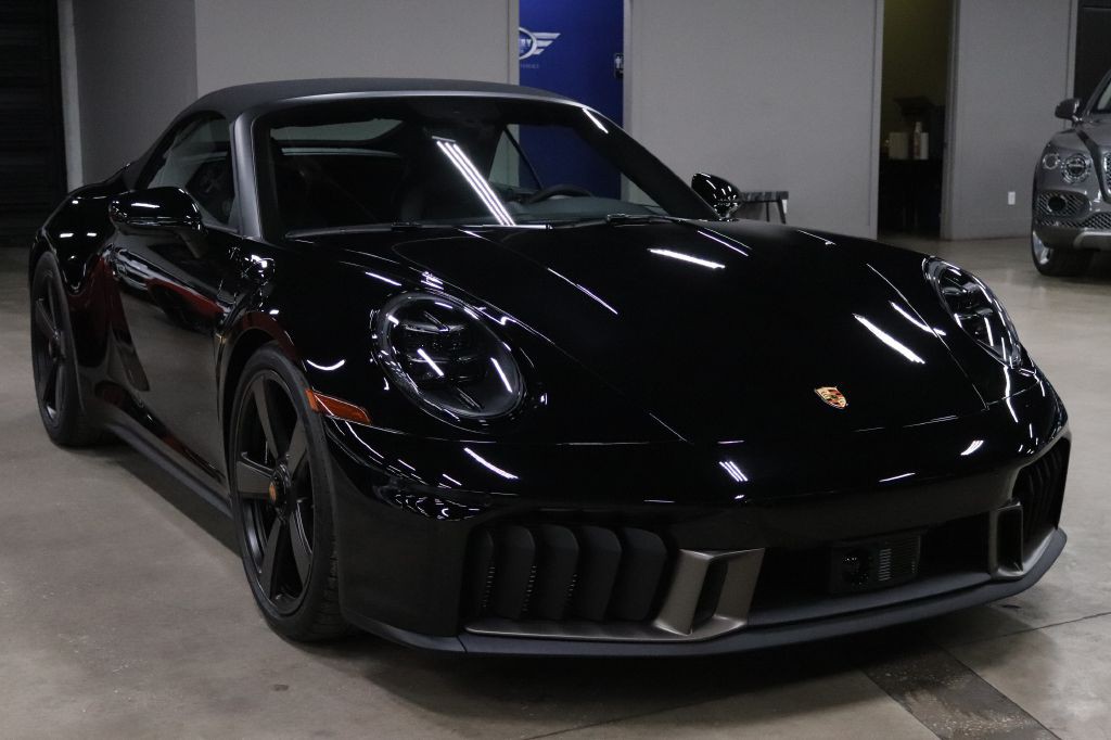 2026 Porsche 911 Image 13