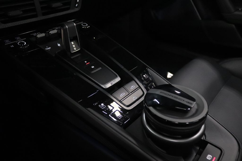 2026 Porsche 911 Image 26