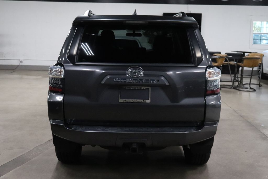 2019 Toyota 4Runner Image 4