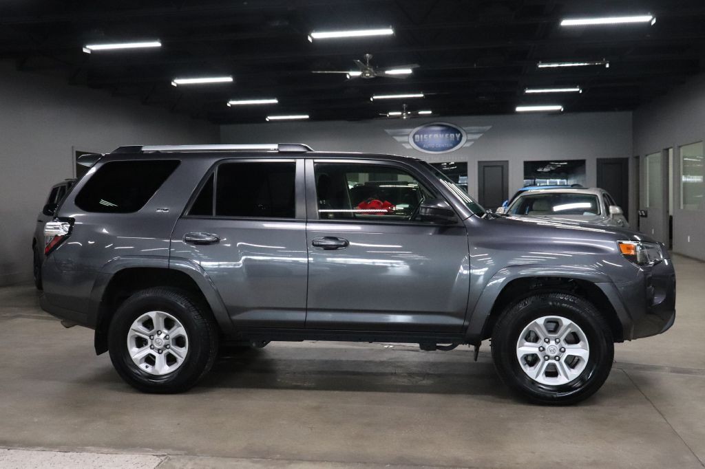 2019 Toyota 4Runner Image 6