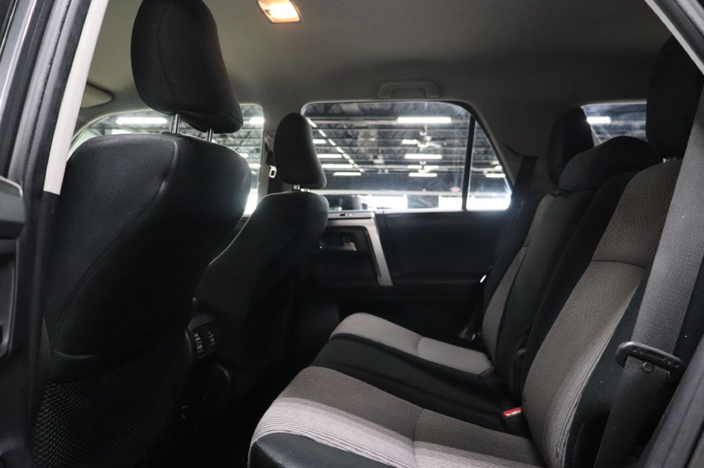 2019 Toyota 4Runner Image 15