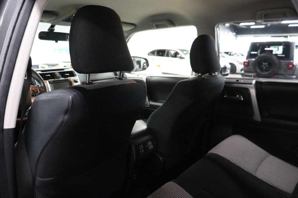 2019 Toyota 4Runner Image 17