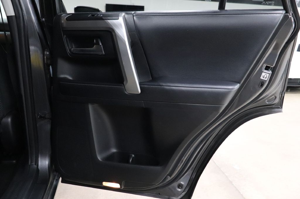 2019 Toyota 4Runner Image 19