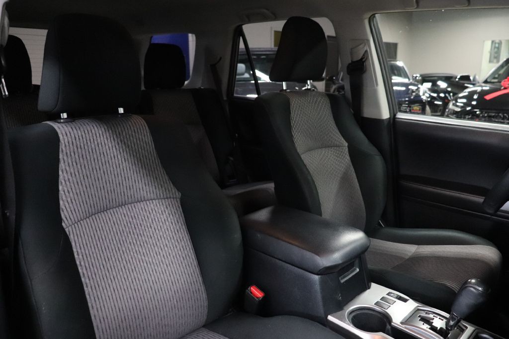 2019 Toyota 4Runner Image 25