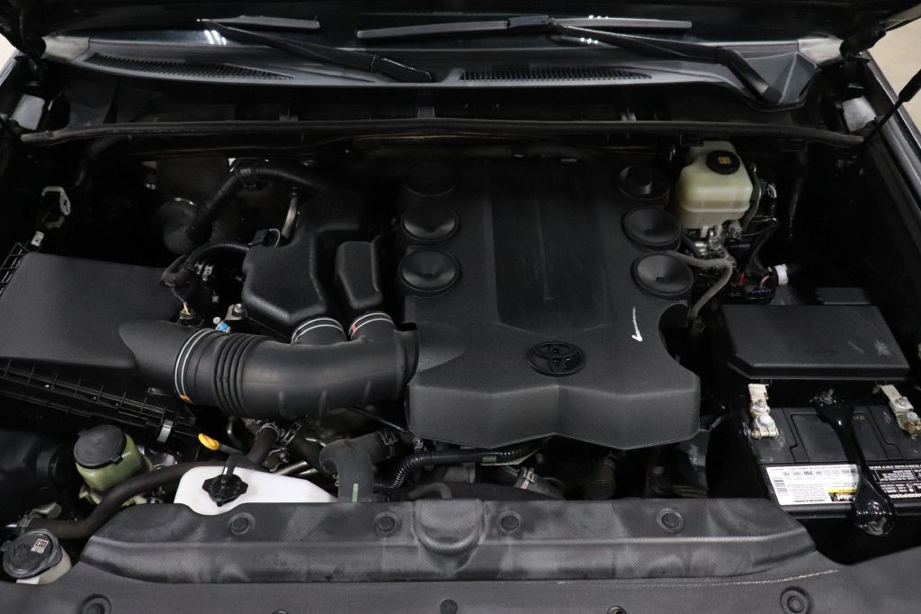 2019 Toyota 4Runner Image 27