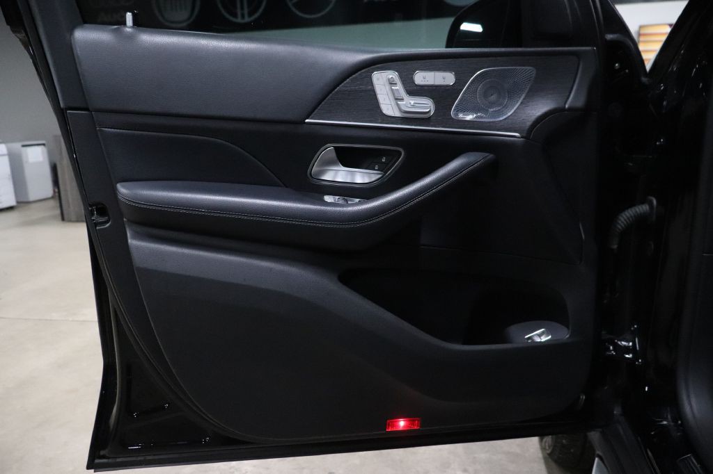 2020 Mercedes-Benz GLS-Class Image 9