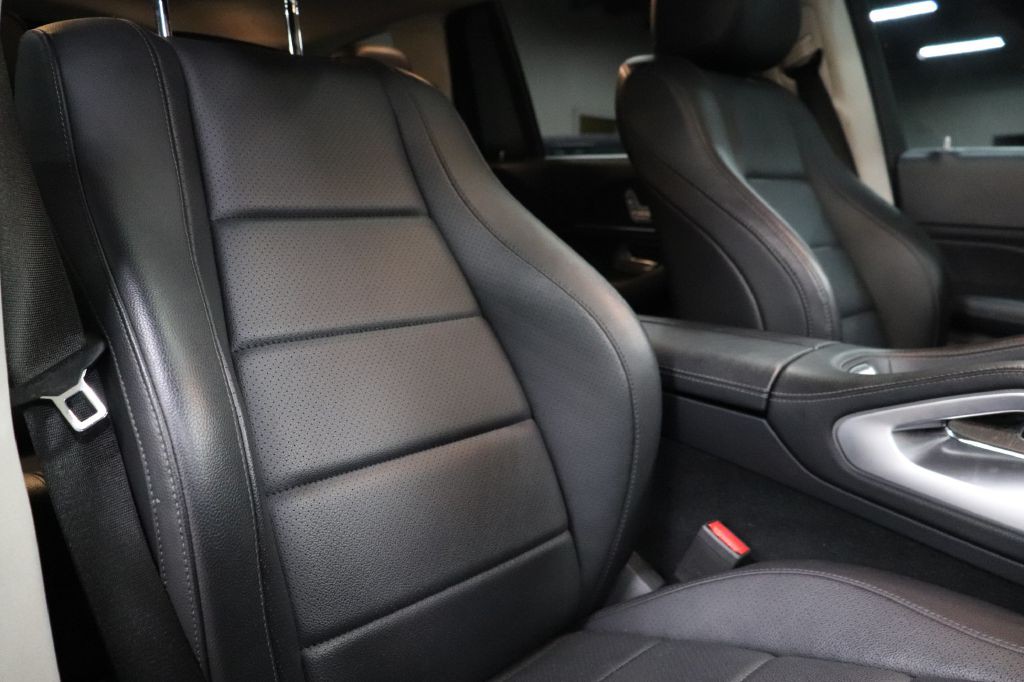 2020 Mercedes-Benz GLS-Class Image 30